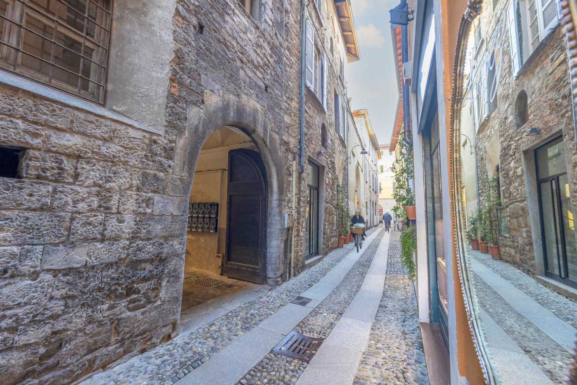 Domus Cortesella Como Exteriör bild